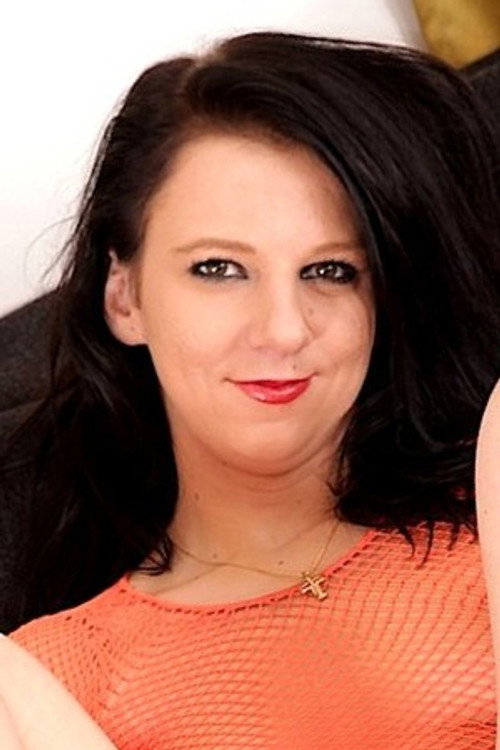 Photo of Lusi Green, Acting