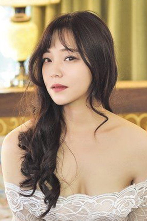 Photo of Si Ah, Acting