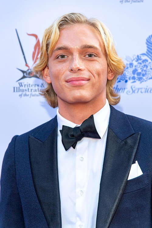 Photo of Isaac Levi Anthony, Acting