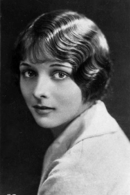 Photo of Gillian Lind, Acting