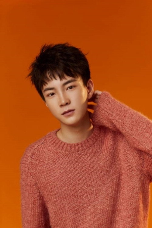 Photo of Hu Shiqun, Acting