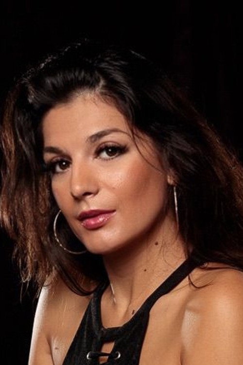 Photo of Lola Deluca, Acting