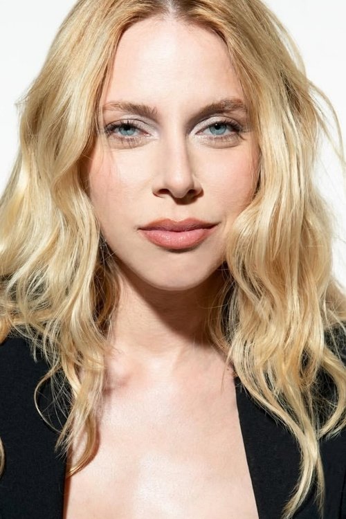 Photo of Melis İşiten, Acting