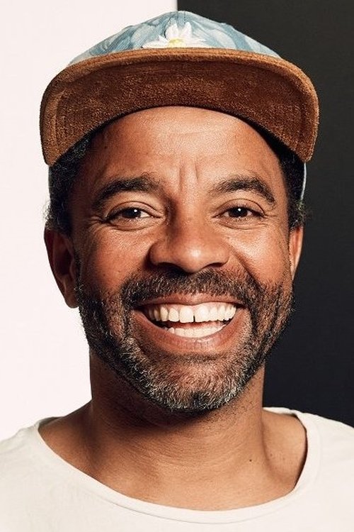 Photo of Simon Pearce, Acting