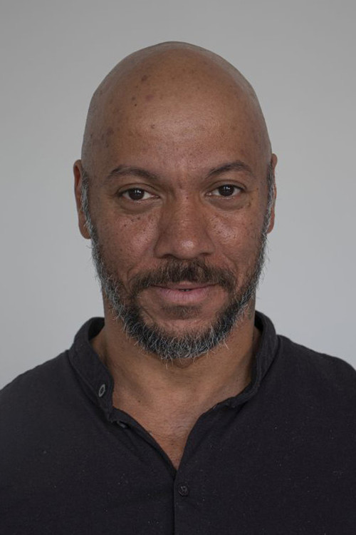 Daniel Szelezsán profile