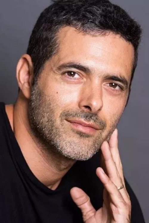 Photo of Dan Shapira, Acting