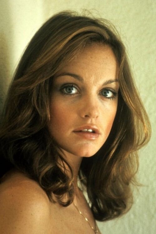 Pamela Sue Martin profile