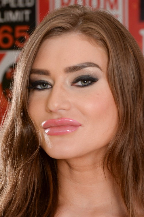 Photo of Sarah Sultry, Acting