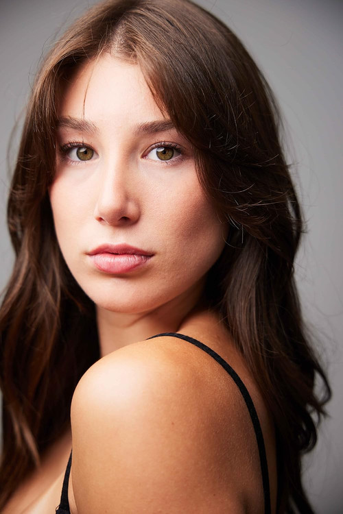 Photo of Ava Pinto, Acting