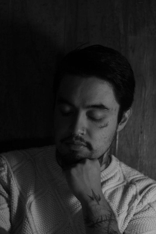 Photo of Brandon Torres, Camera