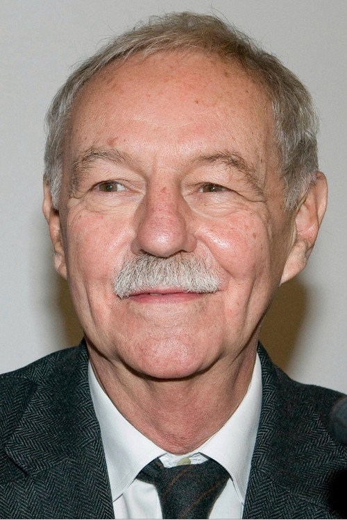 Photo of Eduardo Mendoza, Writing