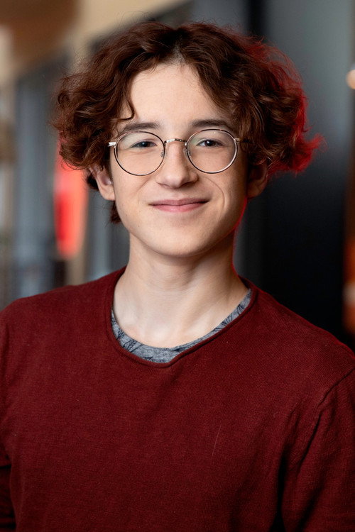 Photo of Simon Larson, Acting