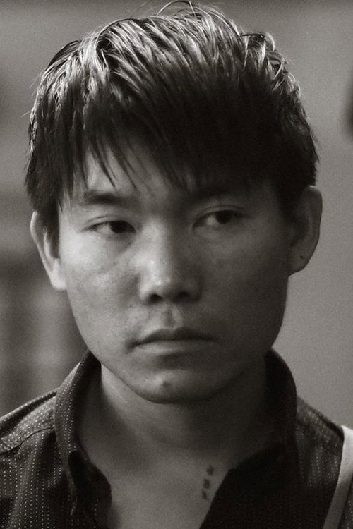 Photo of Kong Pahurak, Camera