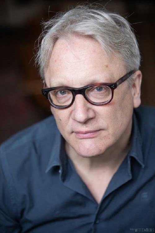 Photo of Xander Straat, Acting
