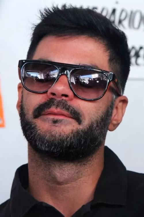 Photo of Adriano Pereira, Acting
