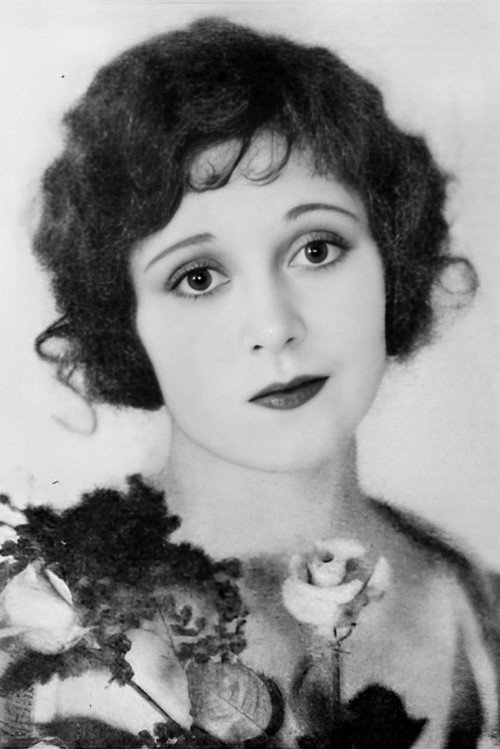 Photo of Nola Luxford, Acting