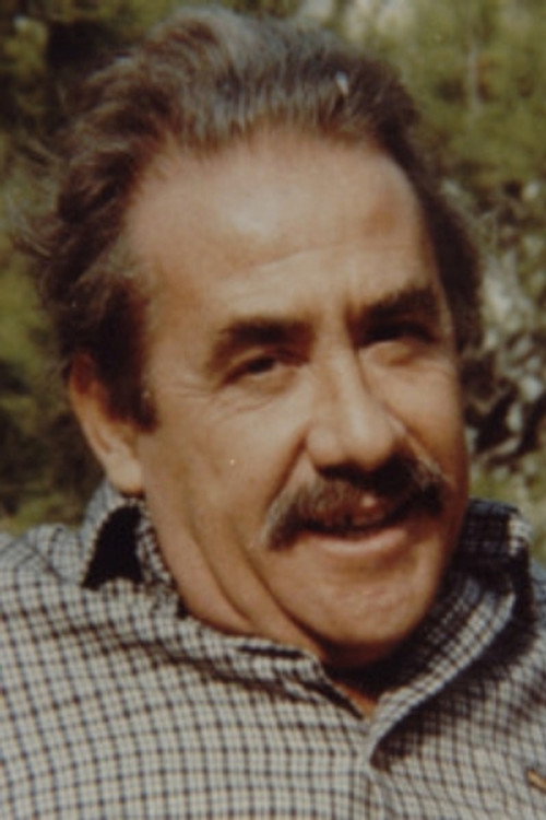 Photo of Giannis Negrepontis, Writing