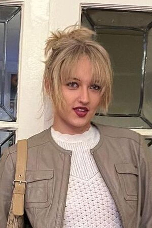 Photo of Arabella Meleo, Acting