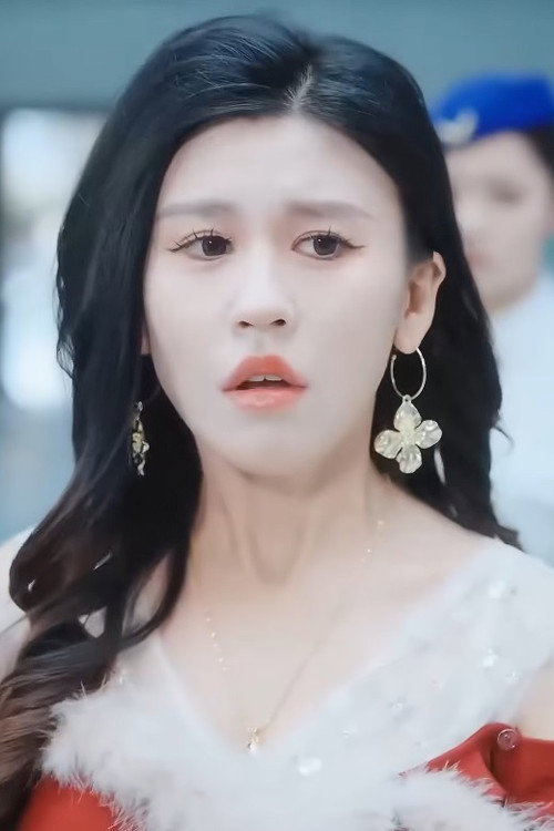 Photo of Zhou Zhou, Acting