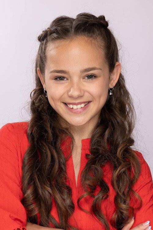 Photo of Luna Sabella, Acting