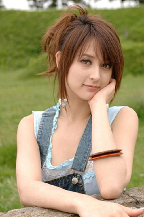 Photo of Leah Dizon, Acting