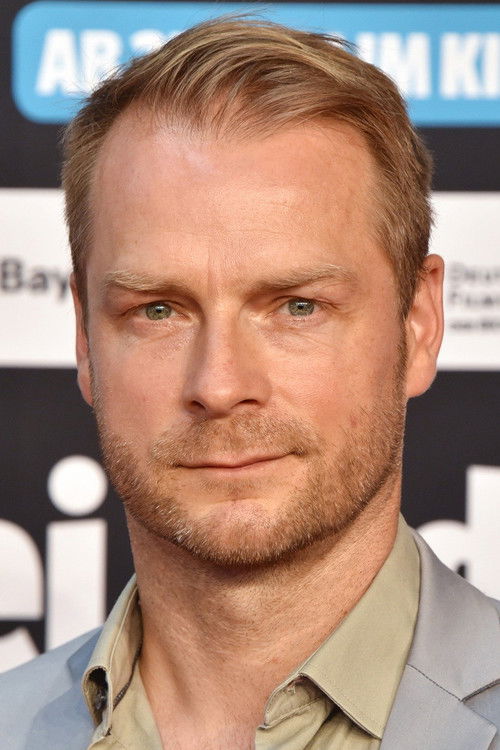 Hinnerk Schönemann profile