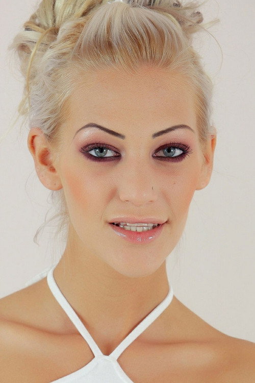 Photo of Laryne Laroche, Acting