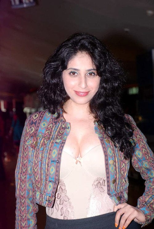 Photo of Neha Bhasin, Sound
