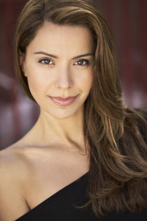 Photo of Anna Carolina Alvim, Acting