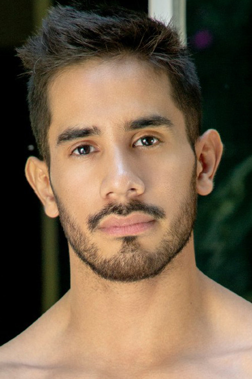 Photo of Edgar Ruso, Acting