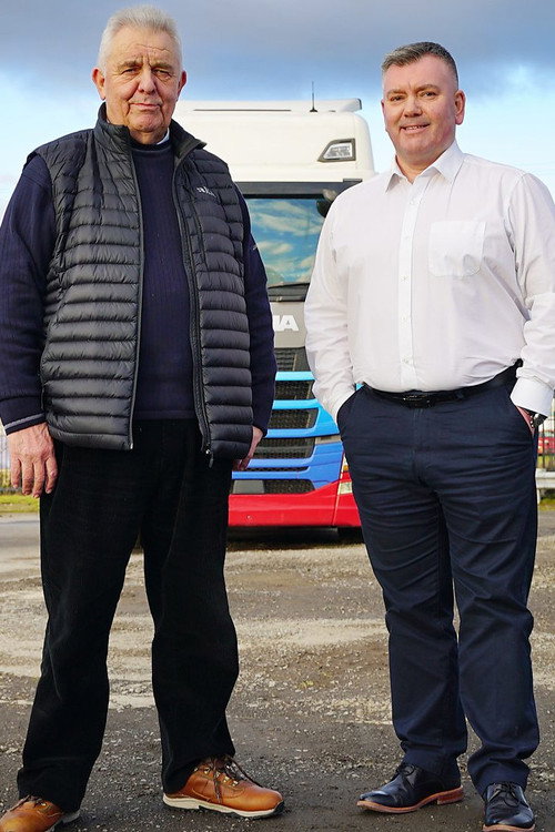 Series poster for Truckers: Life on the Road (2023)