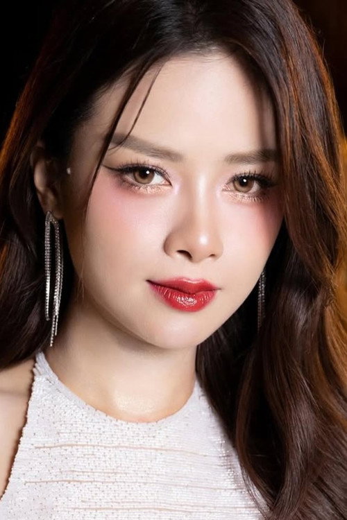 Dương Hoàng Yến profile