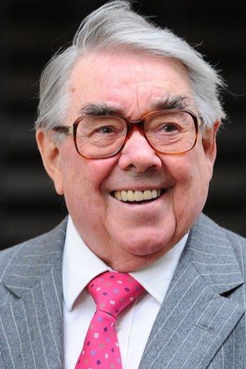 Photo of Ronnie Corbett, Acting