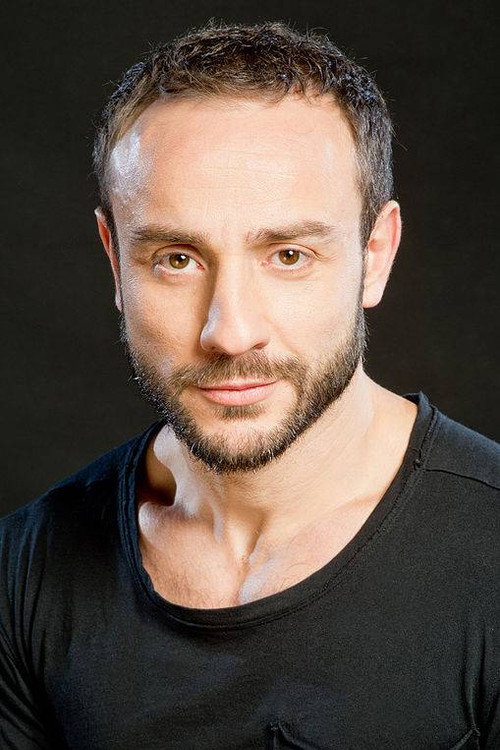 Photo of Manuel Maestro, Acting