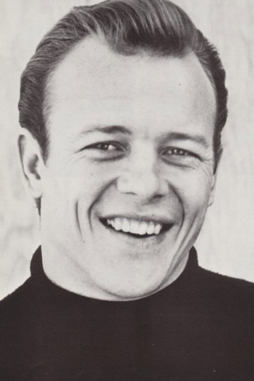Photo of Dar Robinson, Acting