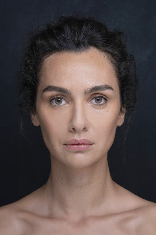 Birce Akalay profile