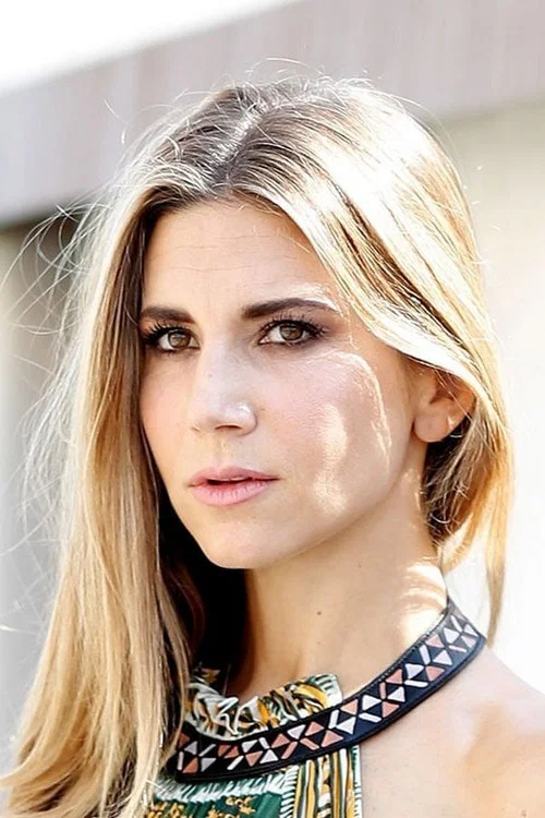 Photo of Nicoletta Romanoff, Acting