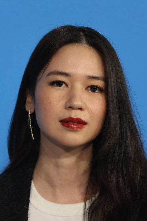 Laura Basuki profile