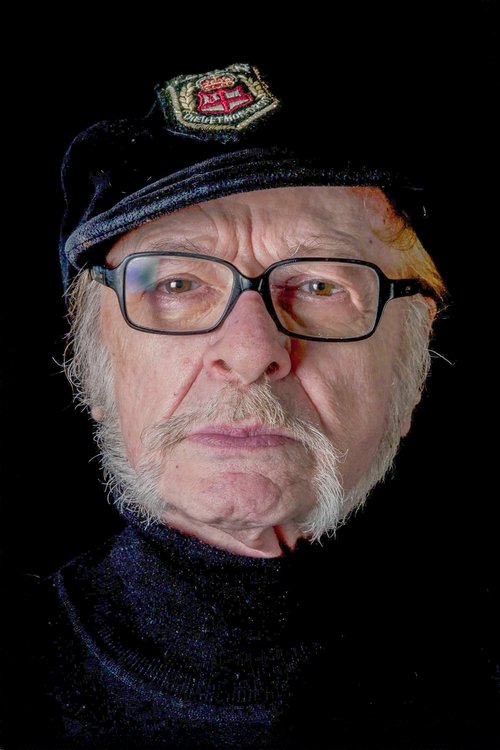 Kayhan Yıldızoğlu profile