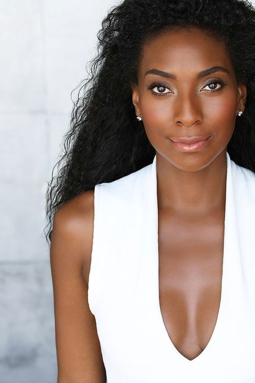 Napiera Groves profile