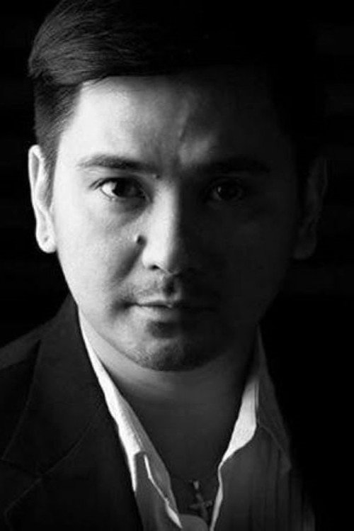 Photo of Wowie De Guzman, Acting