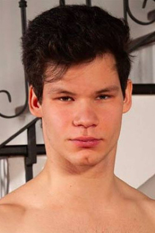 Photo of Taylor Launer, Acting