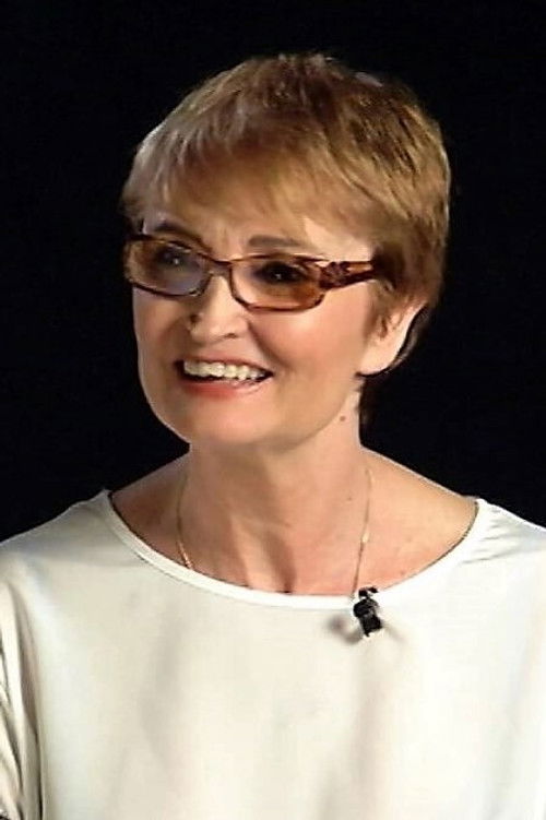 Amparo Pamplona profile