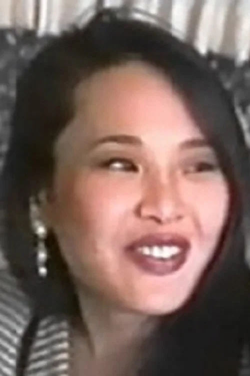 Photo of Kim Saunders, Acting