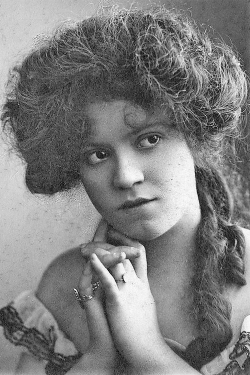 Photo of Helen Wright, Acting