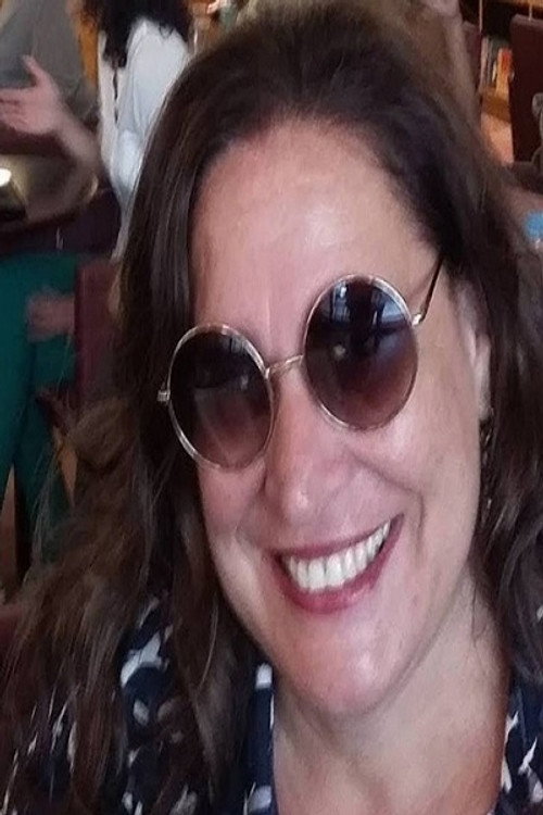 Photo of Luiza Lubiana, Directing