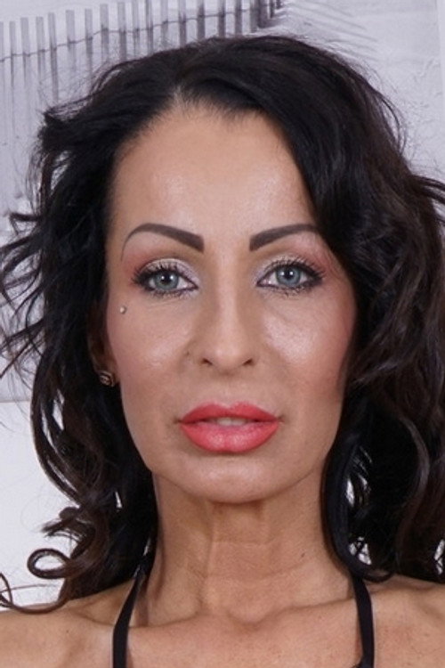 Photo of Valentina Sierra, Acting
