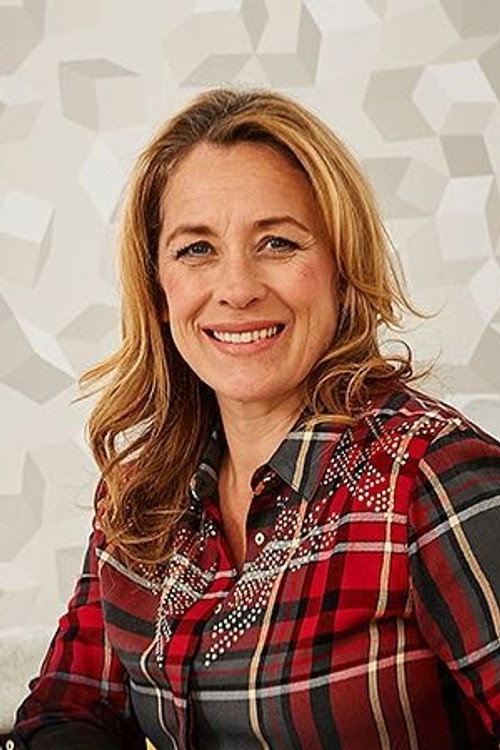 Sarah Beeny profile