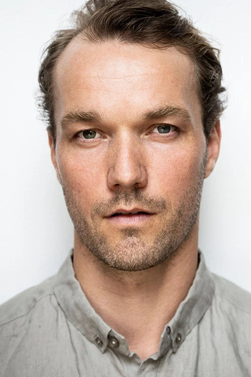 Photo of Max Woelky, Acting