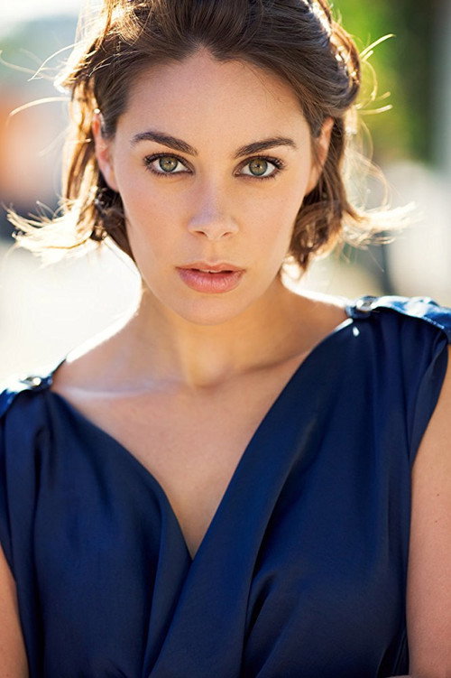 Photo of Patricia Rosales, Acting